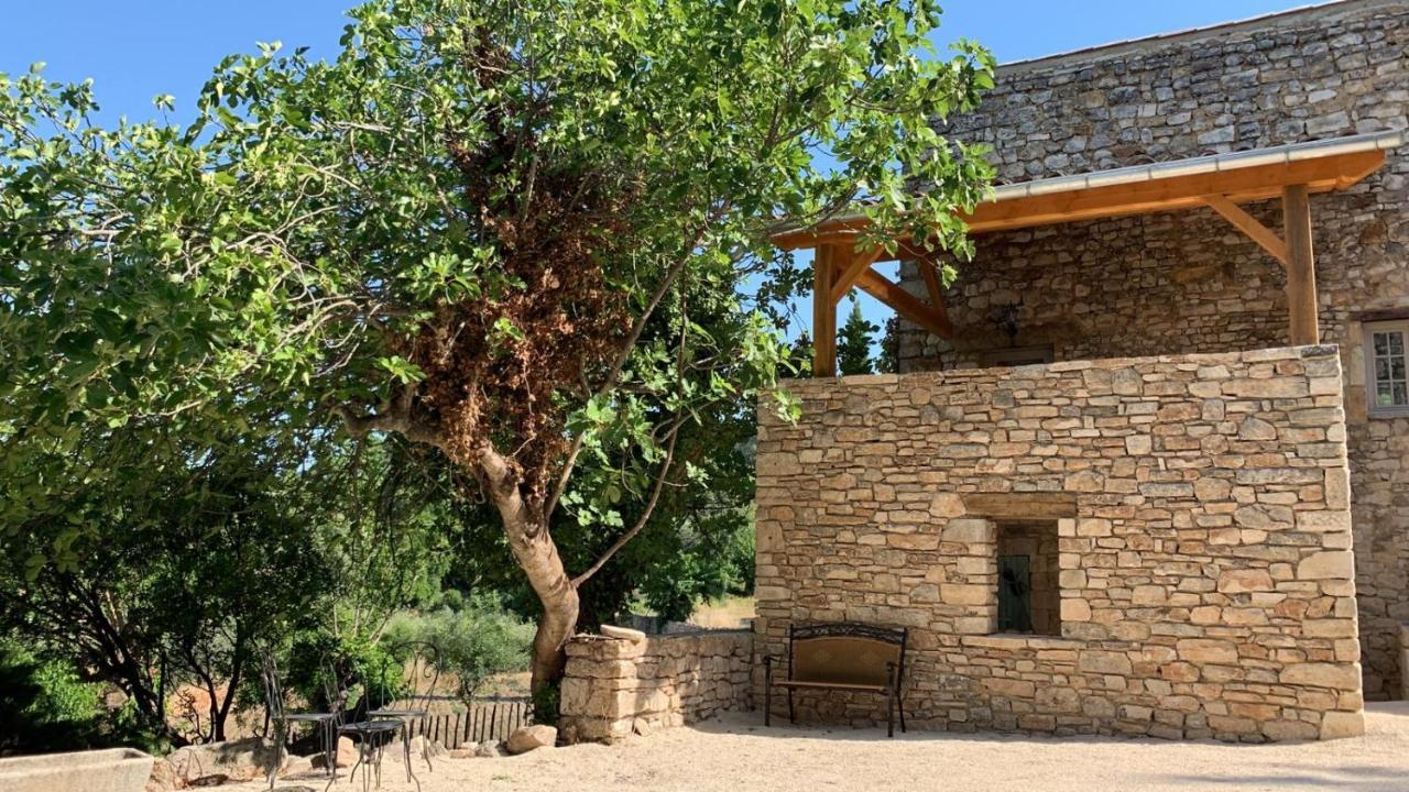 Hotel Restaurant Clos Des Sullys Montclus  Zewnętrze zdjęcie